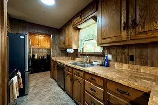 124 Golden Oaks Dr, Mabank, TX 75156 - Photo 8