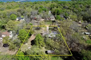 124 Golden Oaks Dr, Mabank, TX 75156 - Photo 2