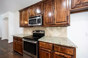 2500 Rockbrook Dr, Lewisville, TX 75067 - Photo 16