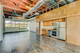 1006 Houston St, Fort Worth, TX 76102 - Photo 8