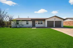 809 Michelle Dr, Everman, TX 76140 - Photo 1