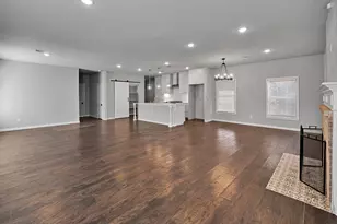 2001 Colcord Ave, Waco, TX 76707 - Photo 4