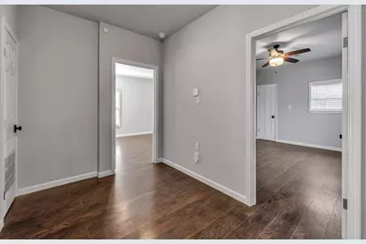 2001 Colcord Avenue, Waco, TX 76707 - Photo 14