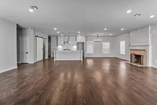 2001 Colcord Ave, Waco, TX 76707 - Photo 2