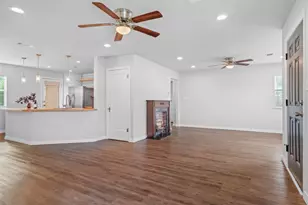 1408 N Elm St, Weatherford, TX 76086 - Photo 4