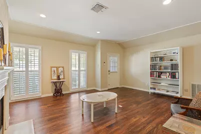 4544 Westchester Drive, Waco, TX 76710 - Photo 6