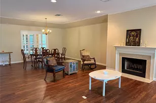4544 Westchester Dr, Waco, TX 76710 - Photo 4