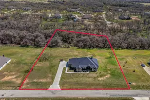 1008 Laramie Rd, Poolville, TX 76487 - Photo 4