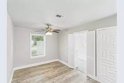 610 Erie Street, Cleburne, TX 76031 - Photo 6