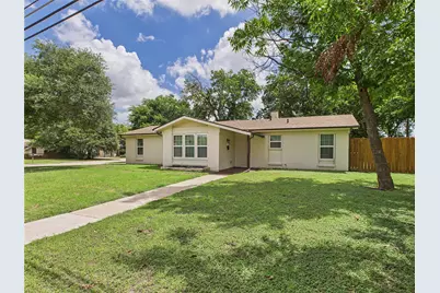 5601 Oak Grove Road W, Fort Worth, TX 76134 - Photo 2