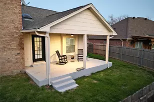 8906 Pleasant Hill Dr, Granbury, TX 76049 - Photo 16