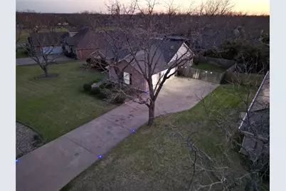 8906 Pleasant Hill Drive, Granbury, TX 76049 - Photo 22