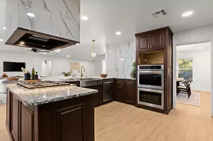 2324 Wooded Acres Dr, Waco, TX 76710 - Photo 16