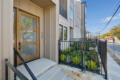 122 S Church Street, McKinney, TX 75069 - Photo 2