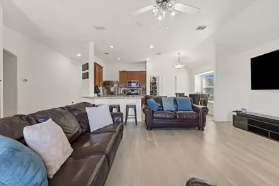 919 Fleetwood Cove Drive, Grand Prairie, TX 75052 - Photo 14