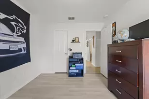 919 Fleetwood Cove Dr, Grand Prairie, TX 75052 - Photo 22