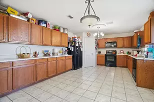 3551 Red Mine Ln, Grand Prairie, TX 75052 - Photo 12