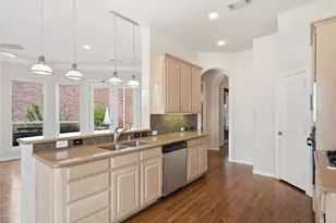 1014 Ricci Ct, Irving, TX 75062 - Photo 10