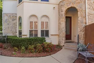 1014 Ricci Ct, Irving, TX 75062 - Photo 2