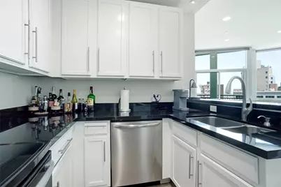 500 Throckmorton Street #1101, Fort Worth, TX 76102 - Photo 8