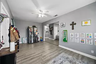 114 S Baker St, Ferris, TX 75125 - Photo 6
