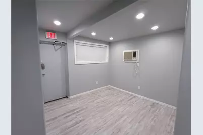 312 S Hampton Road, Crowley, TX 76036 - Photo 4