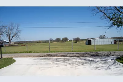 729 N 9th Avenue, Denison, TX 75021 - Photo 2