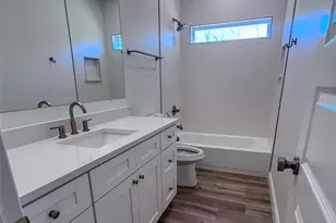 729 N 9th Ave, Denison, TX 75021 - Photo 10