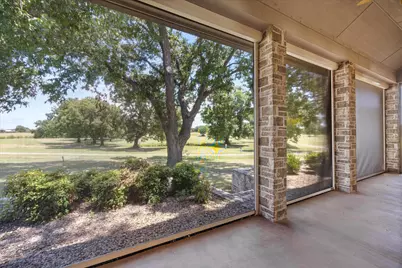1621 Rockview Drive, Granbury, TX 76049 - Photo 4