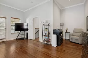 1018 Pavillion St, Dallas, TX 75204 - Photo 6