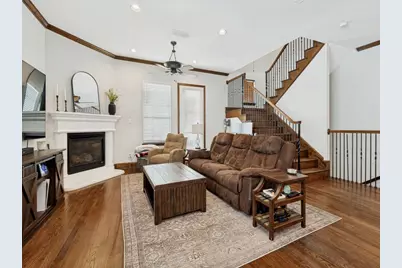 1018 Pavillion Street, Dallas, TX 75204 - Photo 4