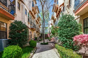 1018 Pavillion St, Dallas, TX 75204 - Photo 1