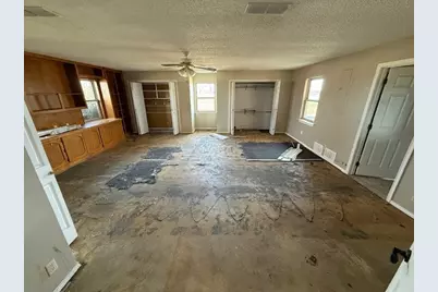 303 New Highland Road, Springtown, TX 76082 - Photo 16