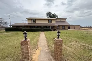 303 New Highland Rd, Springtown, TX 76082 - Photo 1