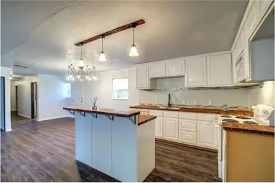 208 Miller Street, Mount Vernon, TX 75457 - Photo 6