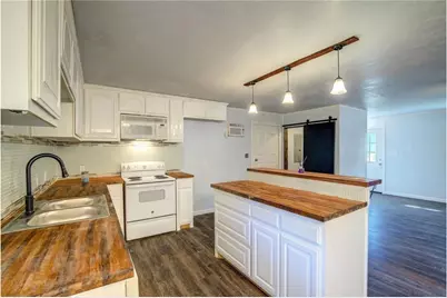 208 Miller Street, Mount Vernon, TX 75457 - Photo 4