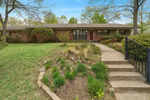 1013 Yorkshire Dr, Sherman, TX 75092 - Photo 2