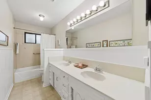 1013 Yorkshire Dr, Sherman, TX 75092 - Photo 24