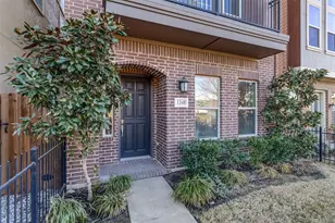 1348 Arch Pl, Dallas, TX 75215 - Photo 4
