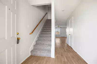 4524 Alamosa Street, Fort Worth, TX 76119 - Photo 8