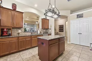 5524 Plata Ln, Benbrook, TX 76126 - Photo 8