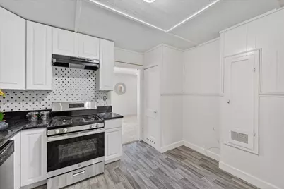 302 E 10th Street, Bonham, TX 75418 - Photo 10