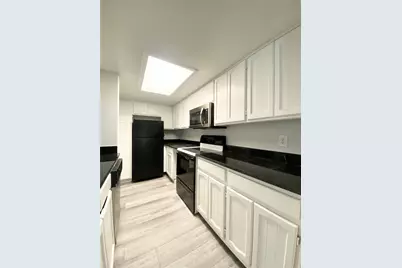 12816 Midway Road #1049, Dallas, TX 75244 - Photo 10