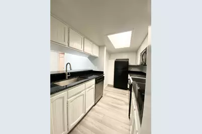 12816 Midway Road #1049, Dallas, TX 75244 - Photo 8