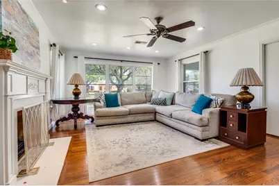 901 Bryson Street, Waxahachie, TX 75165 - Photo 6