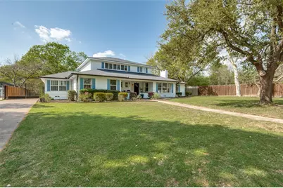 901 Bryson Street, Waxahachie, TX 75165 - Photo 1