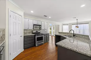 311 Creekview Cir, Crandall, TX 75114 - Photo 16