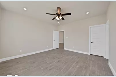 2513 Austin Court, Granbury, TX 76048 - Photo 14