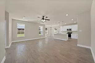 2513 Austin Ct, Granbury, TX 76048 - Photo 6