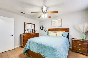 5004 Celtic Dr, Arlington, TX 76017 - Photo 14